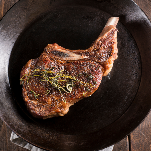 PAN-SEARED RIB EYE STEAK WITH CHAMPAGNE CREAM SAUCE | Luxe Appliance Studio & Gaggenau Recipe