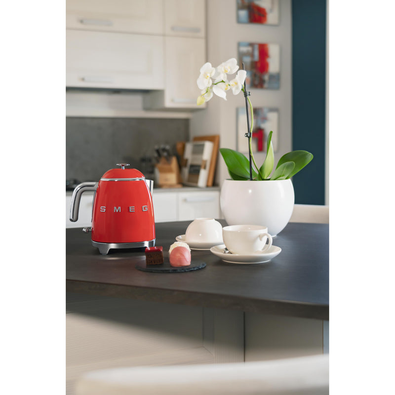 Smeg Retro-Style 0.8L Electric Kettle KLF05RDUS IMAGE 15