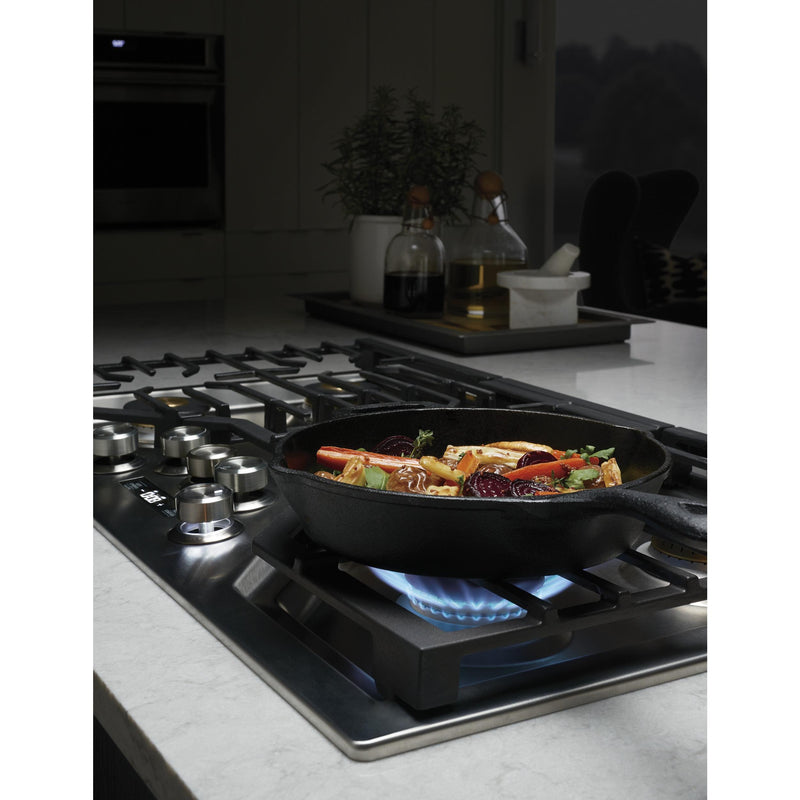 Monogram 36-inch Built-In Gas Cooktop ZGU36ESLSSBF IMAGE 16