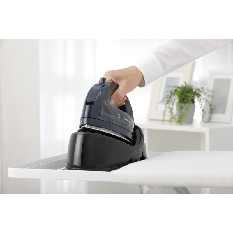 Panasonic Premium cordless Iron NIWL700/A IMAGE 4