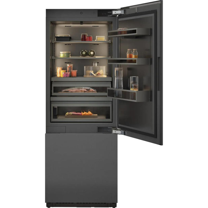 Gaggenau 30-inch 400 series Vario built-in fridge-freezer with bottom freezer and Softclose® Flat Hinge RVB477790 IMAGE 1